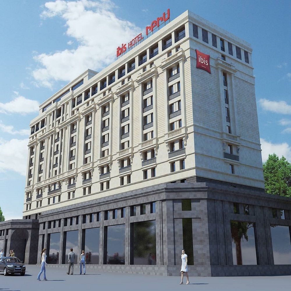ibis Yerevan Center Buitenkant foto